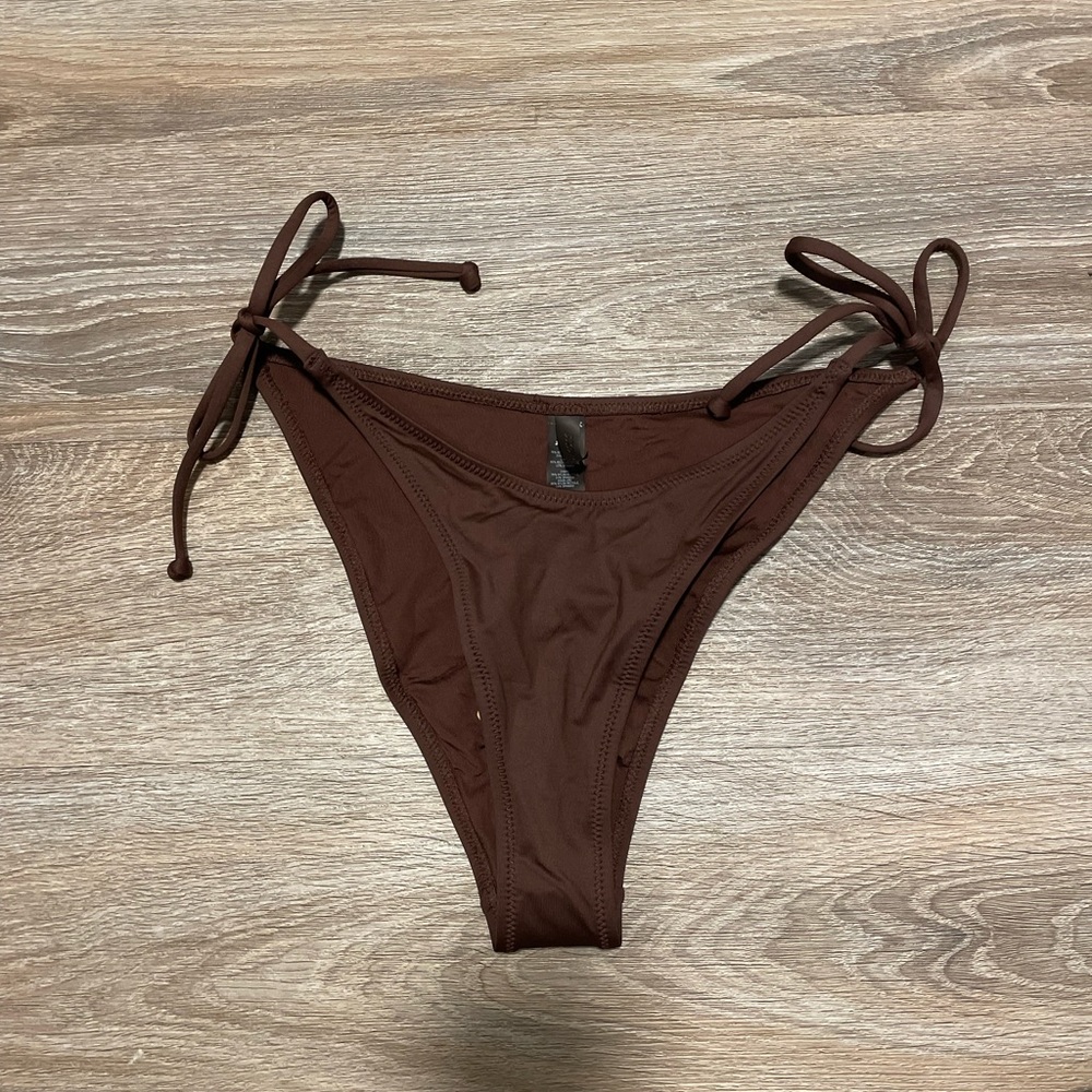 Skims Bikini (L)